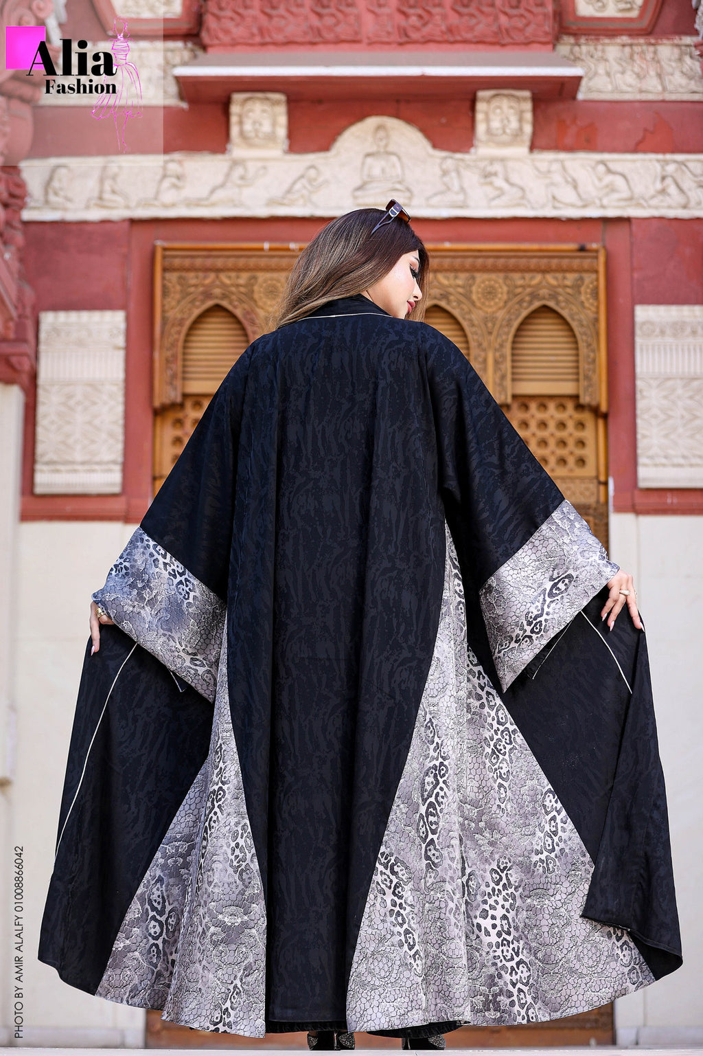 Gray tiger caftan
